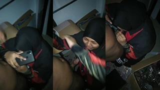 Bokep Indo Jilbab Nyepong Kontol Rekan Kerja